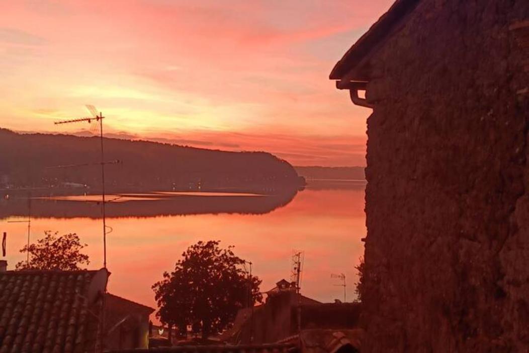 La Torretta Del Lago Villa Anguillara Sabazia Buitenkant foto